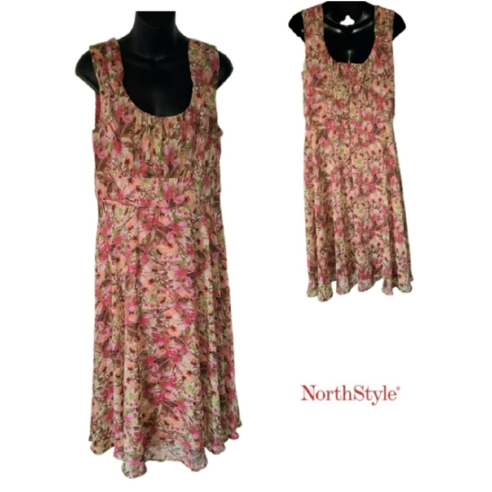 NORTHSTYLE RUCHED TOP SMOCK WAIST DESIGNER DRESS